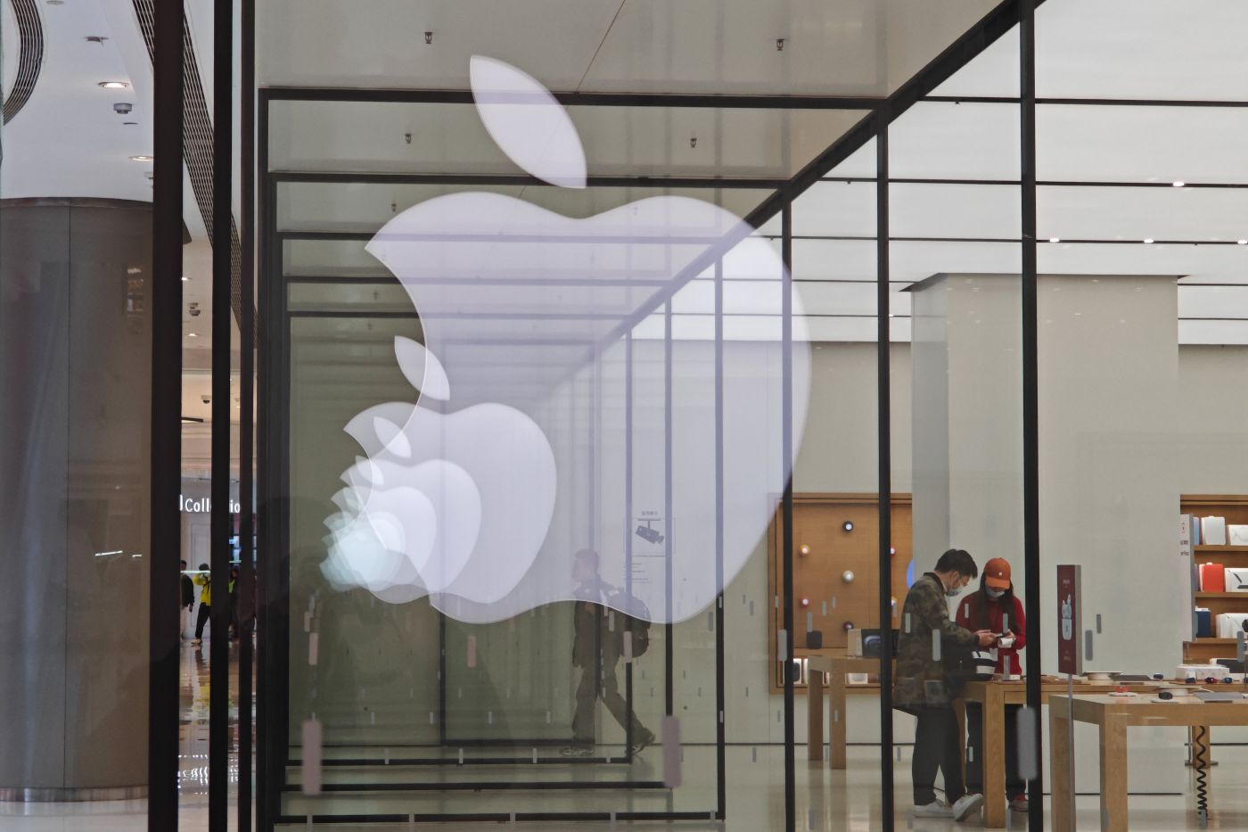 Apple is reportedly developing chips to run artificial intelligence software in data centers