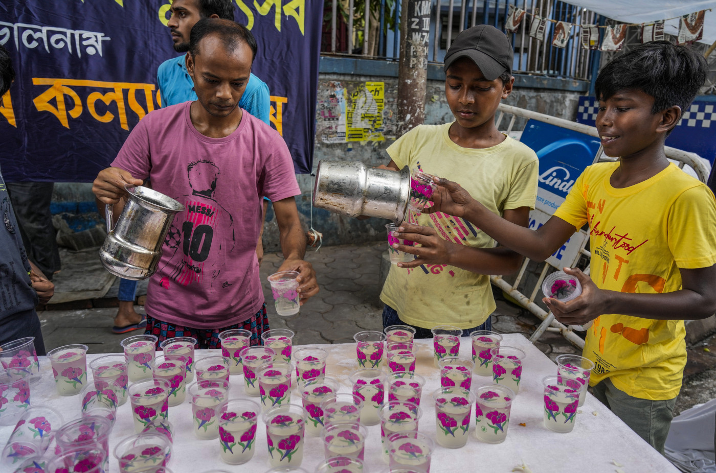 India election: Will a 45C heatwave affect who voters choose?