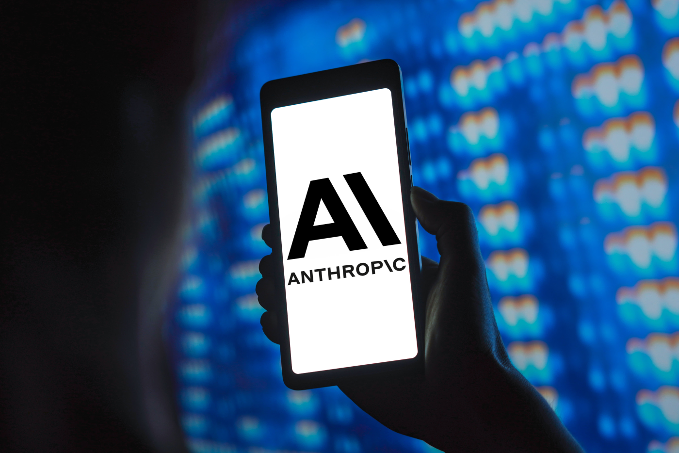 Amazon-backed Anthropic launches its Claude AI chatbot across Europe