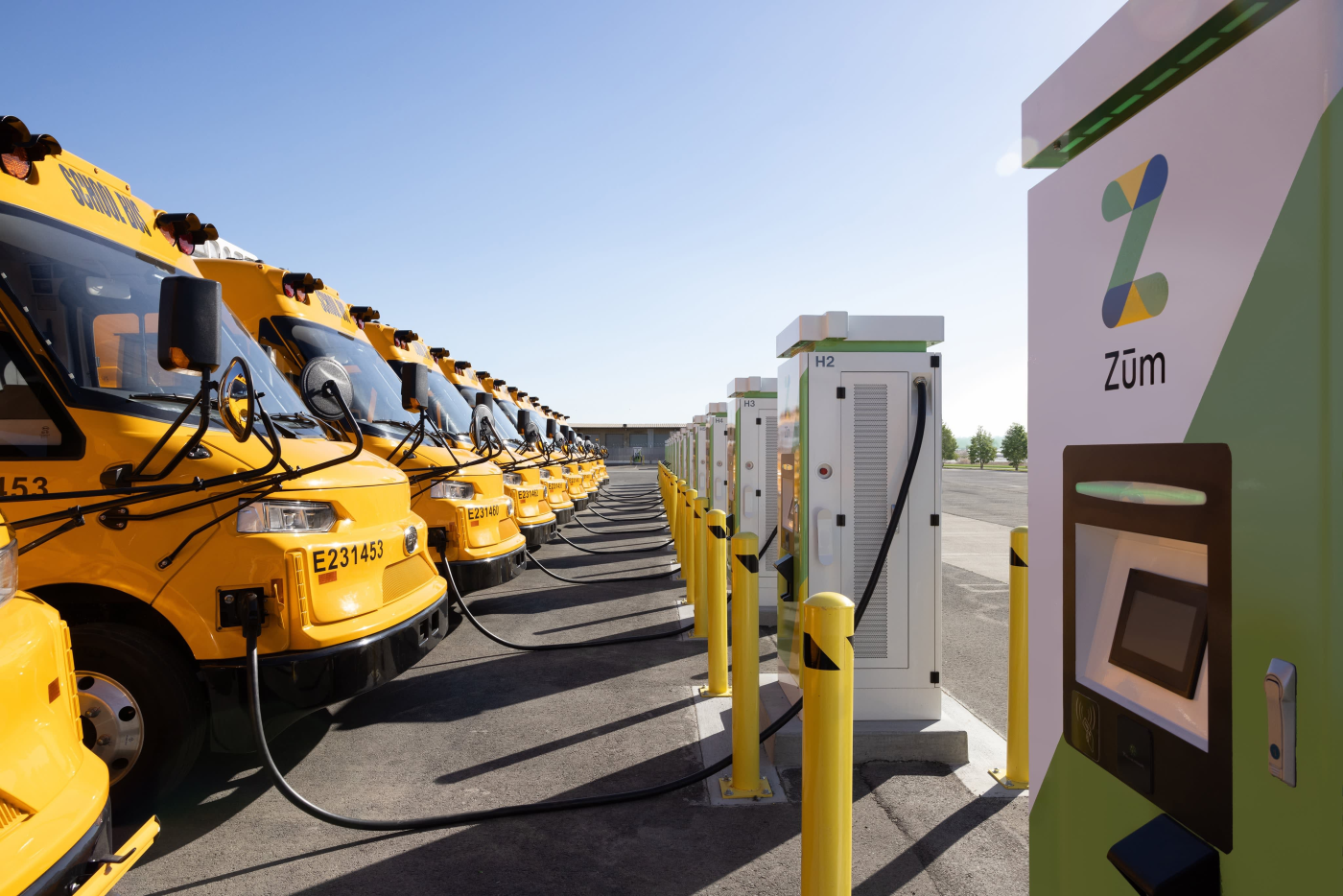 A half-million school buses across US could become an EV battery powerhouse feeding the grid