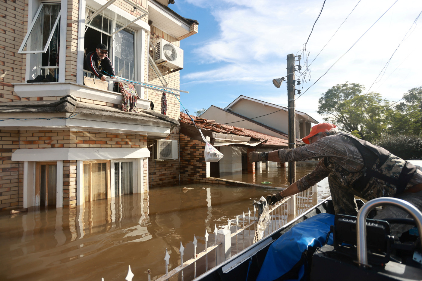 As Brazil copes with floods, officials face another scourge: Disinformation