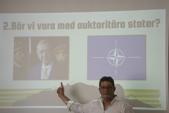 Sweden seeks to answer worried students’ questions about NATO and war after its neutrality ends