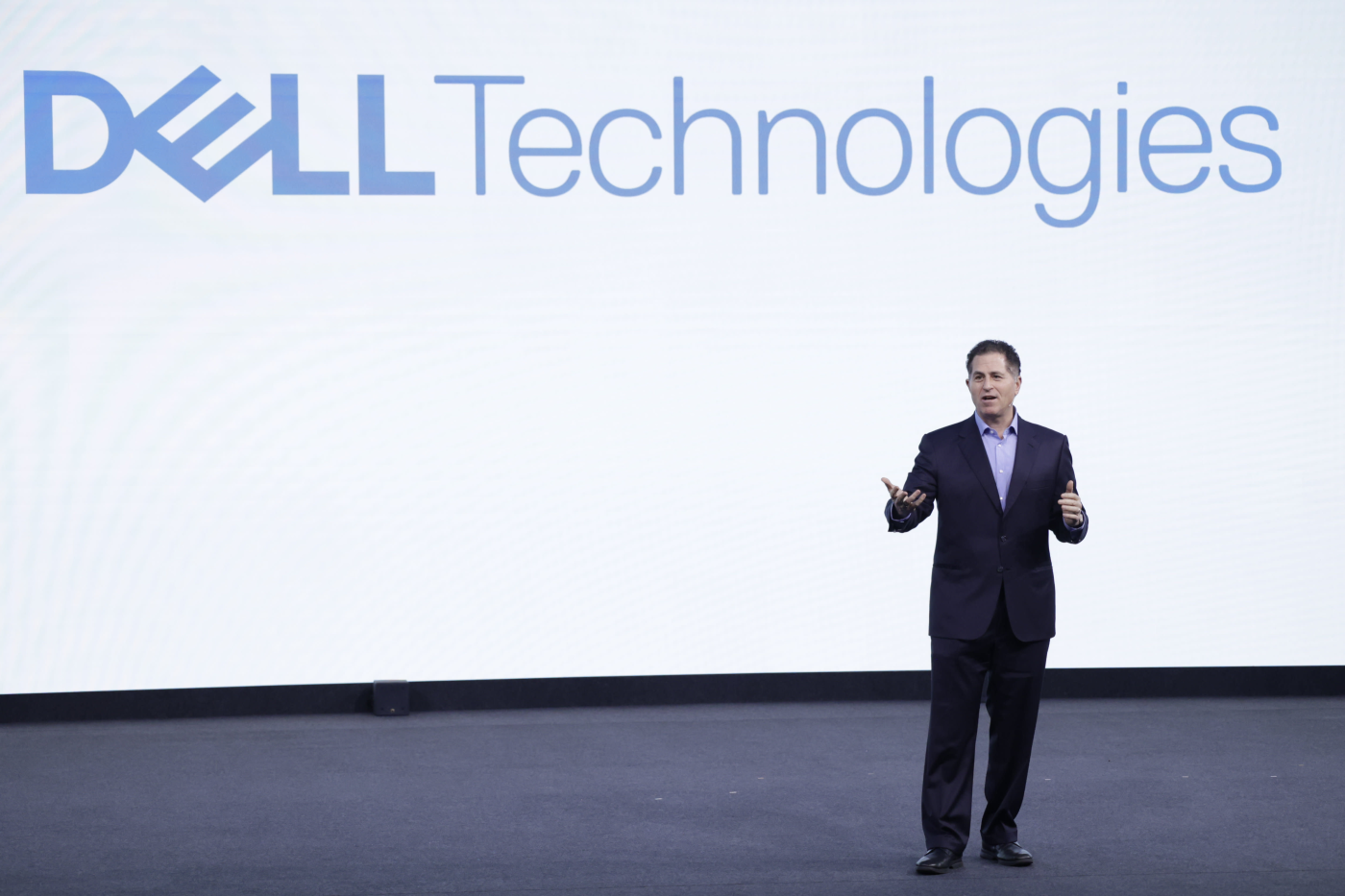 Shares of Dell fall 16% as AI servers are sold at 'near-zero margins'