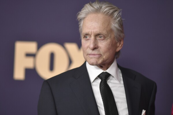 Michael Douglas pays solidarity visit to southern Israel