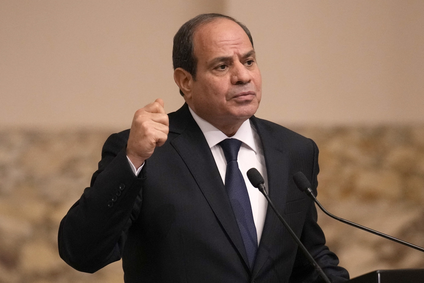 Egypt’s el-Sisi reappoints PM Madbouly, orders him to form new cabinet