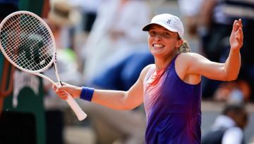 Tennis: Iga Swiatek, Jasmine Paolini set up French Open showpiece after cruising through semi-finals