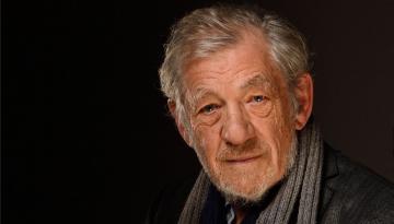 The Lord of the Rings star Sir Ian McKellen rushed to hospital after stage fall