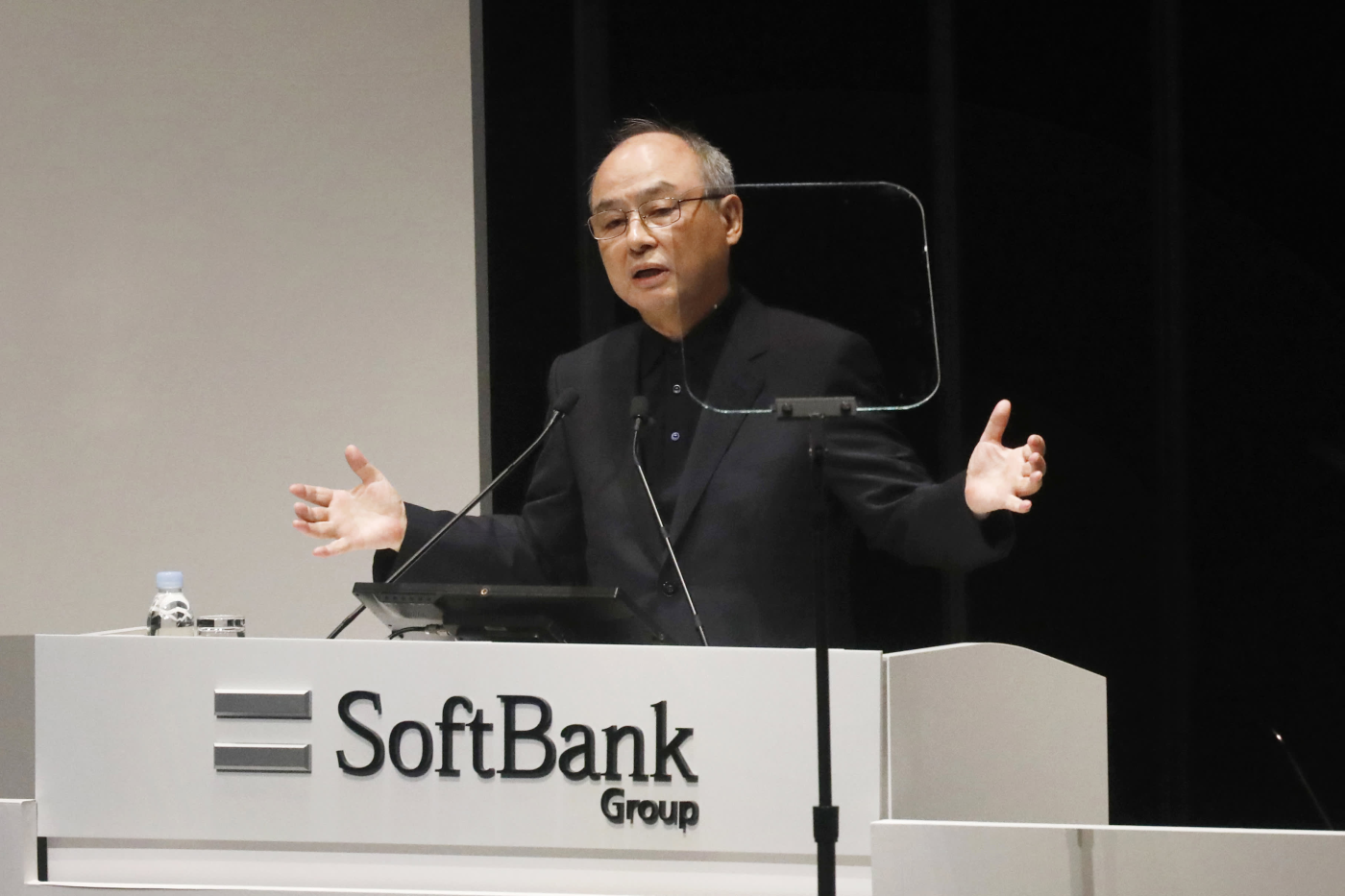 SoftBank CEO says AI that is 10,000 times smarter than humans will come out in 10 years