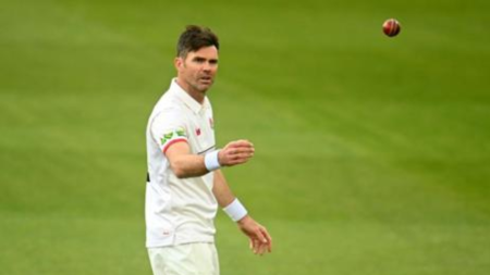 Six wickets in six overs: Jimmy Anderson sizzles on Lancashire return ahead of farewell Test