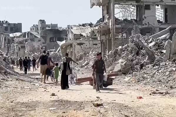 ‘We have nothing': Palestinians return to utter destruction in Gaza City after Israeli withdrawal