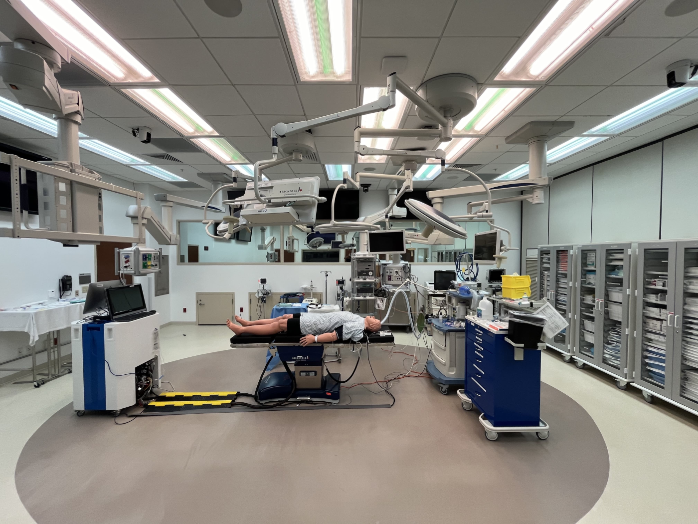 Inside the $43 million Veterans Affairs simulation hospital where doctors are piloting new tech