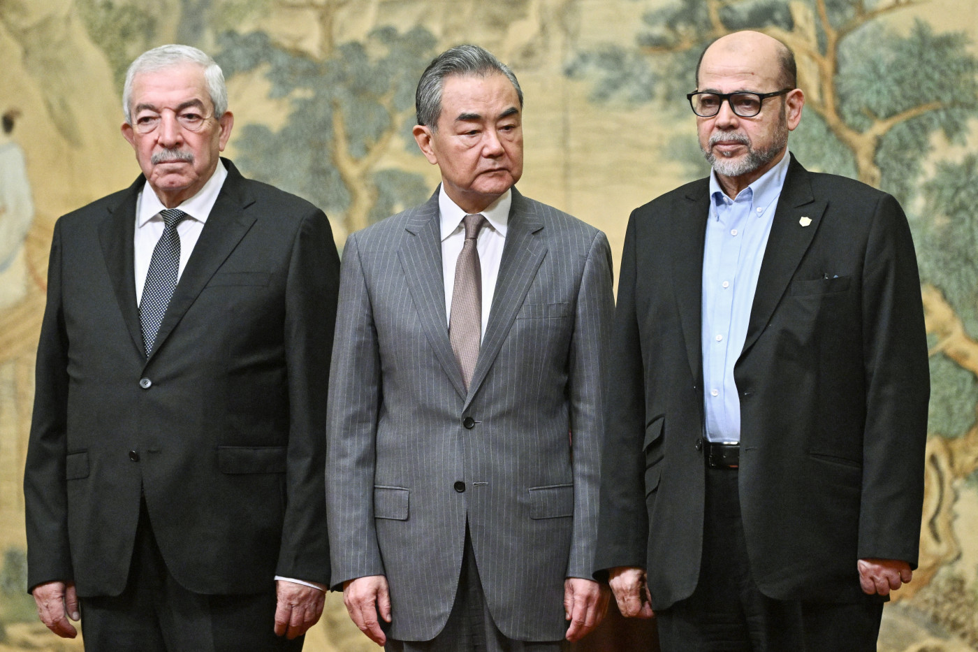 Palestinian rivals Hamas and Fatah sign unity deal brokered by China