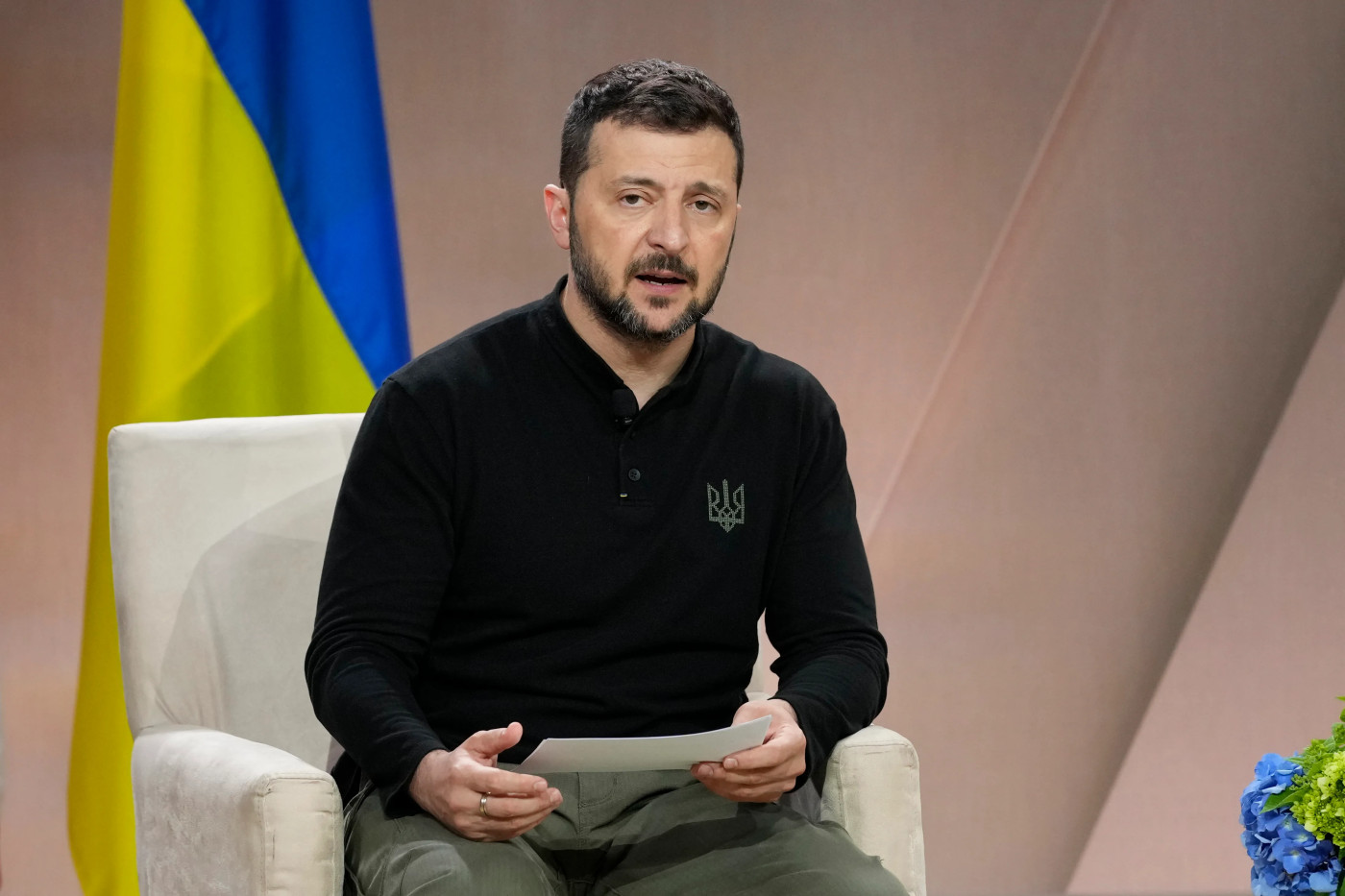 Zelenskyy praises Ukrainian military for stepping up attacks on Russia