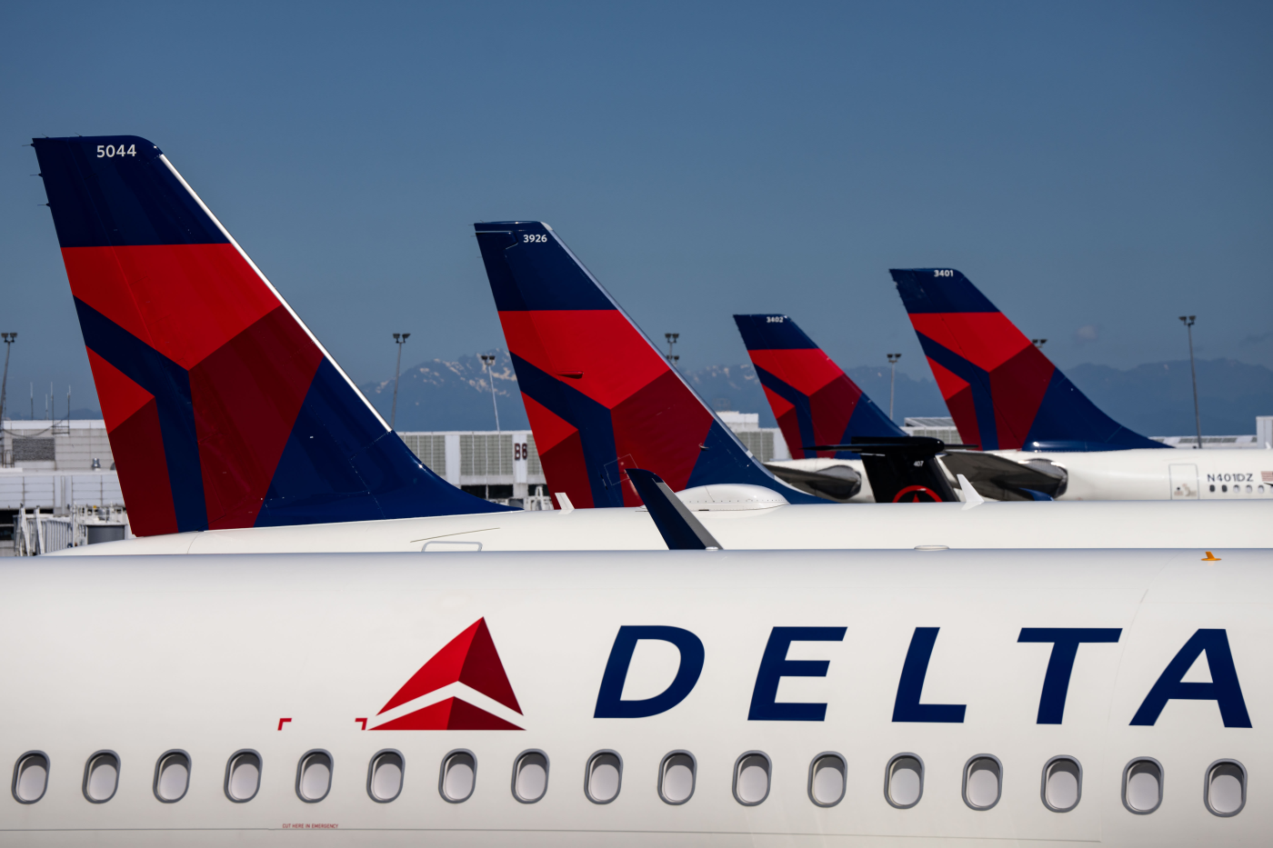 Microsoft fires back at Delta after massive outage, says airline declined 'repeated' offers for help