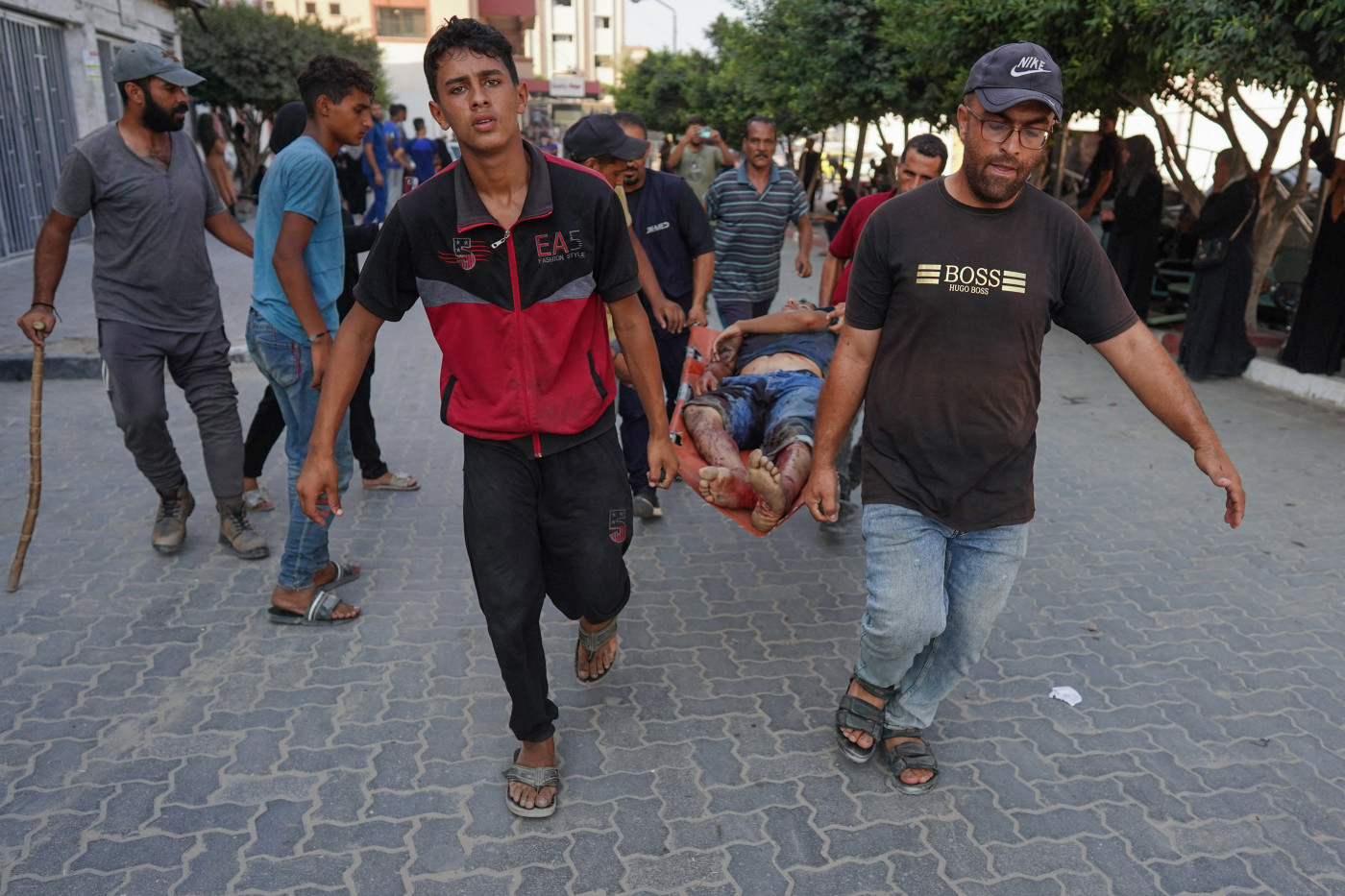 Israeli strikes kill 35 in one day as Gaza hospitals warn of collapse