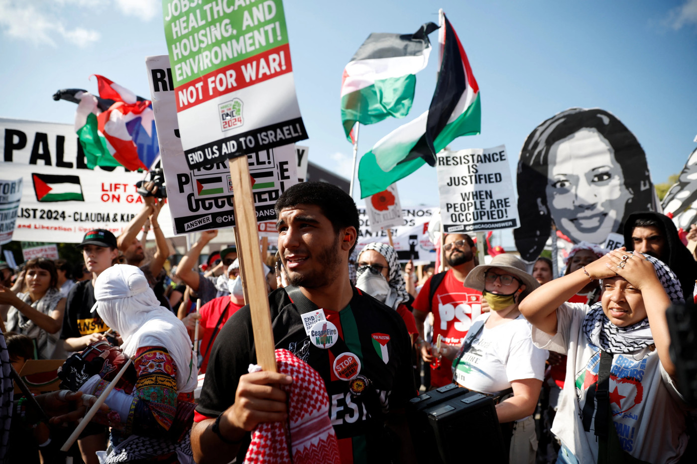 Democratic Convention protesters to Harris: Israel arms embargo or no vote