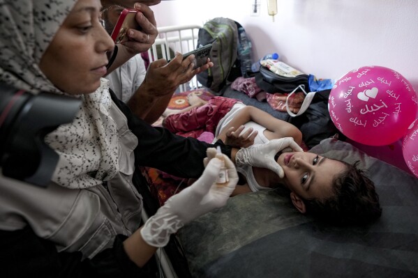 Health authorities begin large-scale polio vaccinations in war-ravaged Gaza