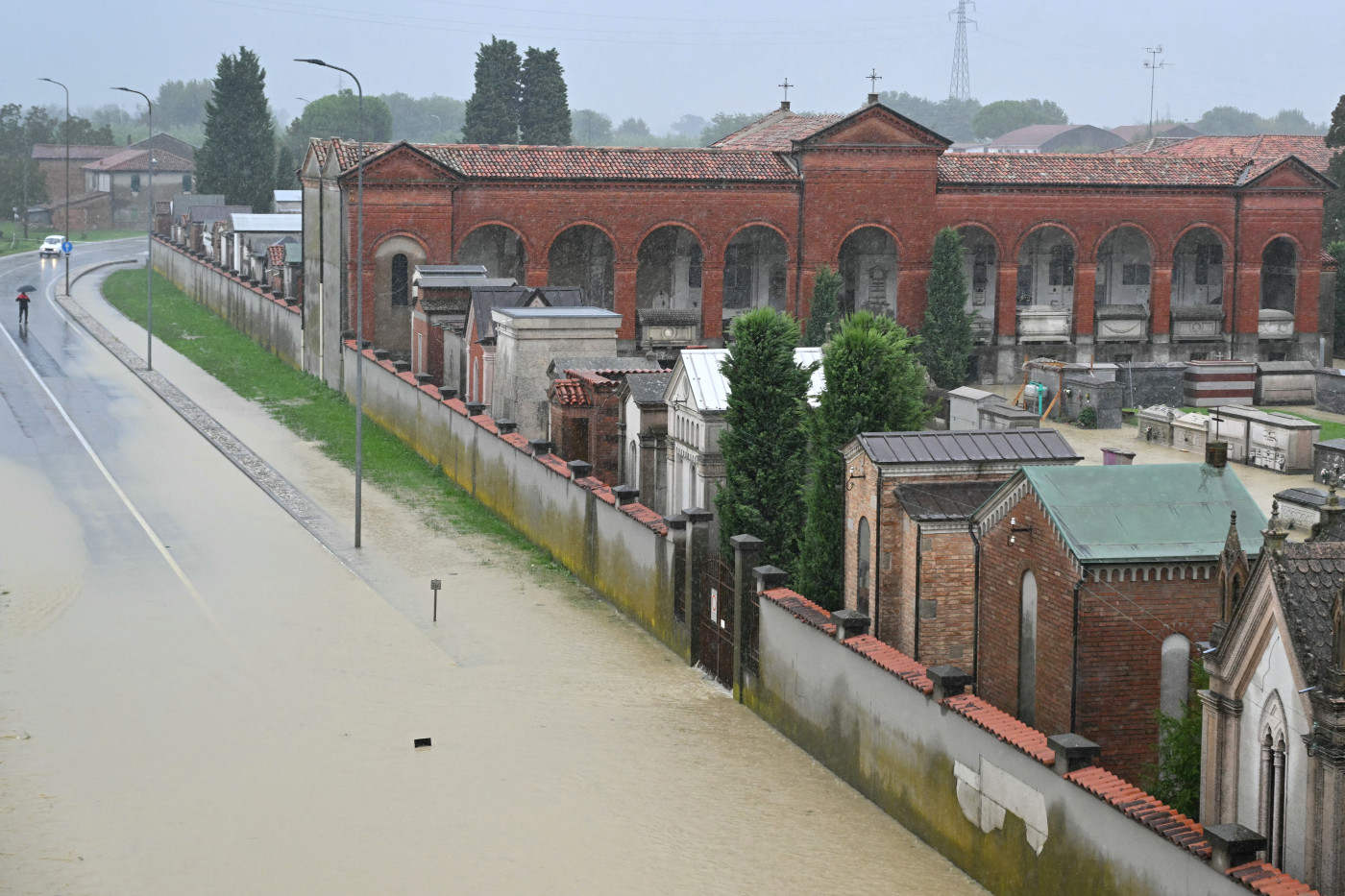 Storm Boris floods northern Italy as EU leaders to discuss aid in Poland